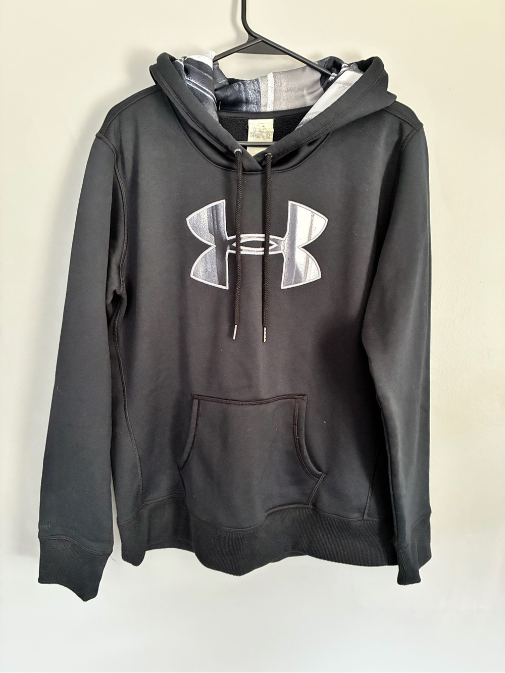 Under Armour Black Hoodie with White Tag and Gray Fleece